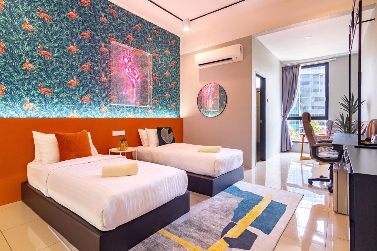 Scott Signature Suites By Alv George Town Exterior photo