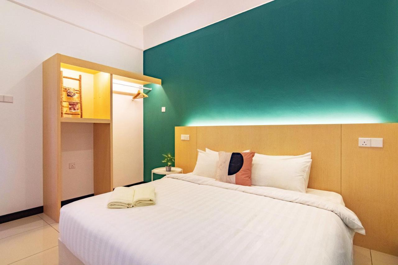 Scott Signature Suites By Alv George Town Exterior photo